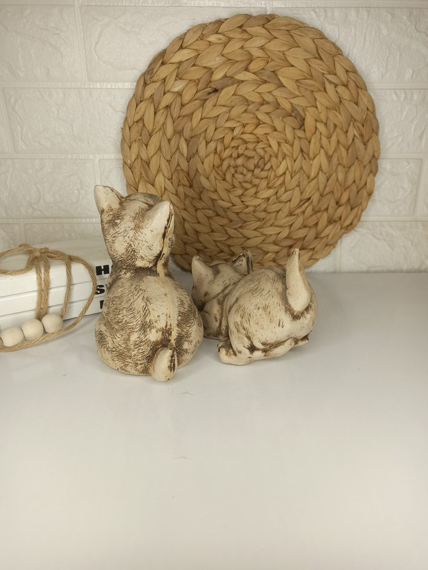 مجسمه گربه ملوس